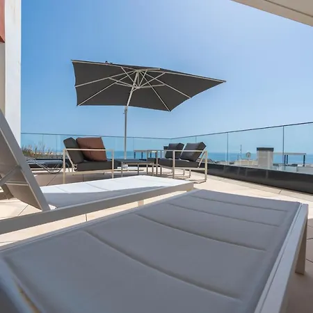Apartment Design With Pool In Carvajal - Ref 213